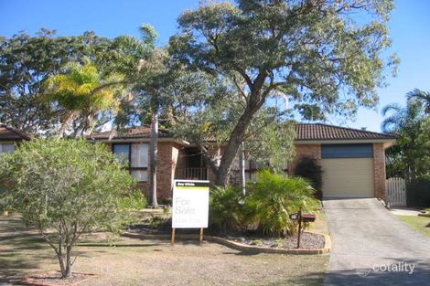 11 Banks Cl, Bateau Bay, NSW 2261