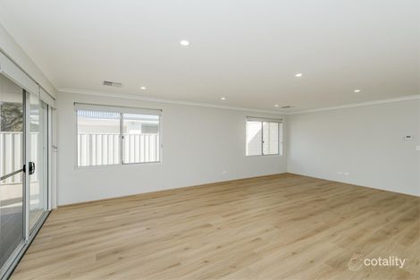 Property photo of 17 Relaxation Loop Yanchep WA 6035