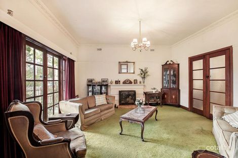 Property photo of 1 Graham Street Surrey Hills VIC 3127