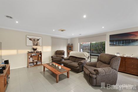 Property photo of 21 Harmon Drive Drouin VIC 3818