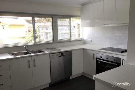Property photo of 34 Pine Street Wynnum QLD 4178
