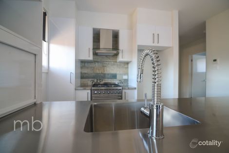 Property photo of 2/42 Endsleigh Avenue Orange NSW 2800