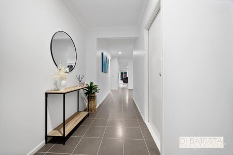 Property photo of 107 Huntington Drive Craigieburn VIC 3064