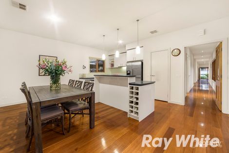 Property photo of 128 Ernest Jones Drive Macleod VIC 3085