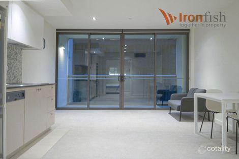 Property photo of 2H/8 Waterside Place Docklands VIC 3008