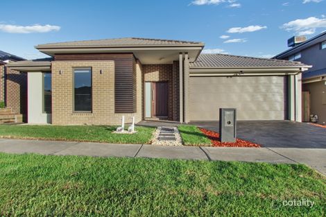 Property photo of 157 Wheelers Park Drive Cranbourne North VIC 3977