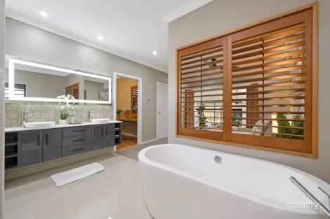 Property photo of 6A Riverwood Drive Idalia QLD 4811