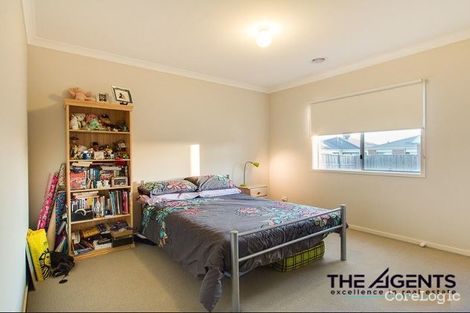 Property photo of 19 Tyler Crescent Tarneit VIC 3029