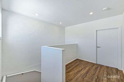 Property photo of 33 Oasis Drive Mount Duneed VIC 3217