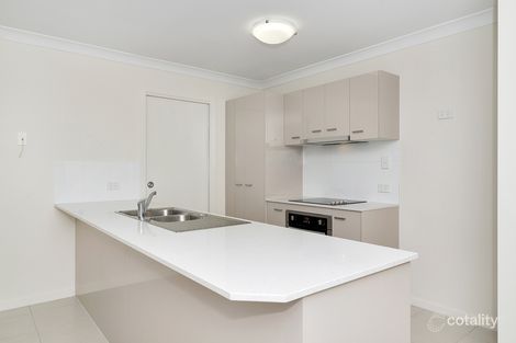 Property photo of 17 Rosella Gardens Drive Meringandan West QLD 4352