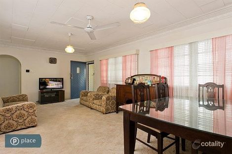 Property photo of 14 Vaucluse Street Wavell Heights QLD 4012