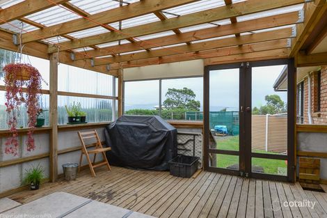 Property photo of 6 Rainbow Terrace Opossum Bay TAS 7023
