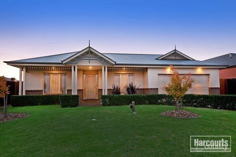 Property photo of 18 Lavender Avenue Pakenham VIC 3810