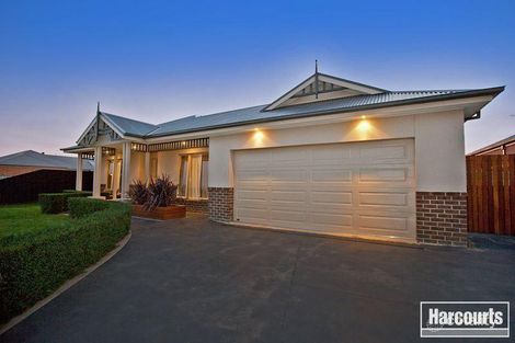 Property photo of 18 Lavender Avenue Pakenham VIC 3810