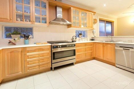 Property photo of 16 Seaview Parade Dromana VIC 3936