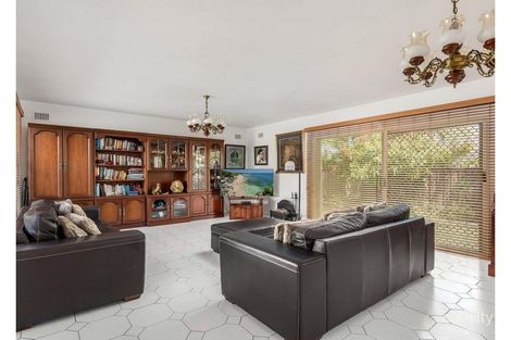 Property photo of 3 Tweed Place Sylvania Waters NSW 2224