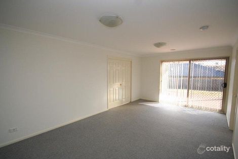 Property photo of 128 Waterfall Drive Jerrabomberra NSW 2619