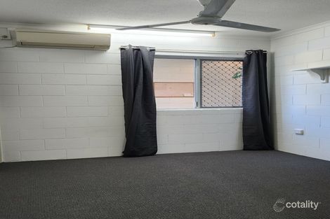 Property photo of 6/116-118 Greenslopes Street Edge Hill QLD 4870