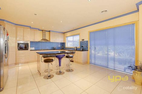 Property photo of 12 Centaurus Avenue Roxburgh Park VIC 3064