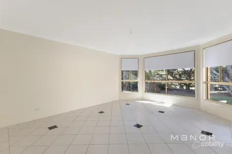 Property photo of 8 Bettina Place Dural NSW 2158