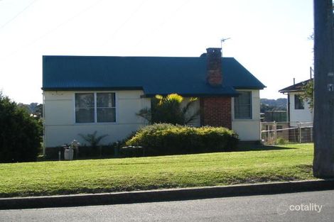 34 Lindsay St, Unanderra, NSW 2526