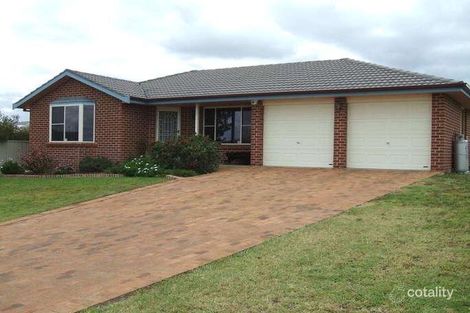 Property photo of 3 Karradji Court Hillvue NSW 2340