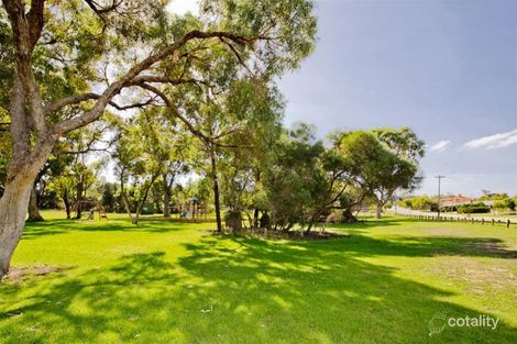 Property photo of 17A Martock Way Karrinyup WA 6018