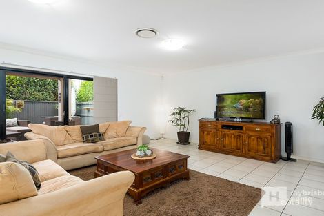 Property photo of 18 Augusta Crescent Mount Ommaney QLD 4074