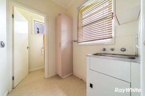 Property photo of 41 Woolcock Avenue Kangaroo Flat VIC 3555