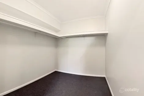 Property photo of 70 Bulleringa Loop Mount Peter QLD 4869