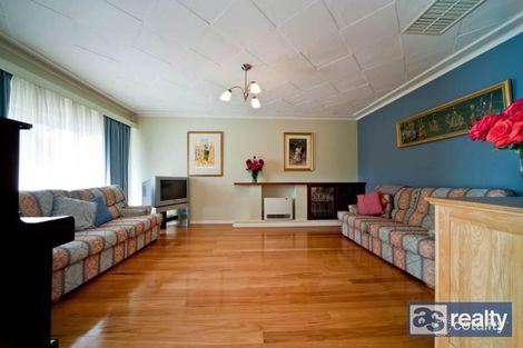 Property photo of 16 Lingfield Way Morley WA 6062