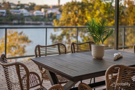 2/164 Macquarie St, St Lucia, QLD 4067