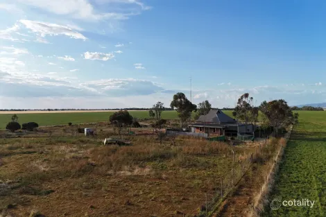 197 Duffield Rd, Wandearah East, SA 5523
