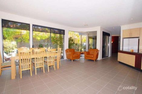 Property photo of 17 Herriotts Boulevard Glen Waverley VIC 3150
