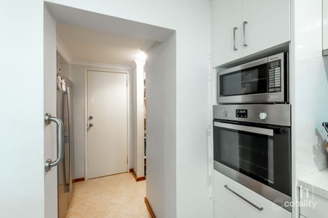 Property photo of 4 Chiverton Place Beldon WA 6027