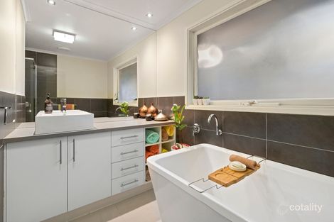 Property photo of 75 Eucalyptus Road Eltham VIC 3095