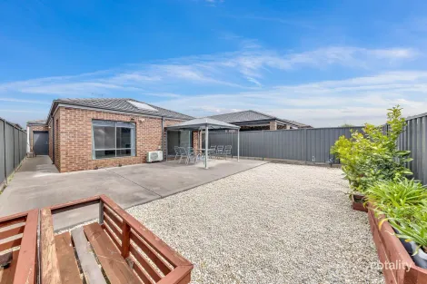 Property photo of 4 Willandra Boulevard Harkness VIC 3337