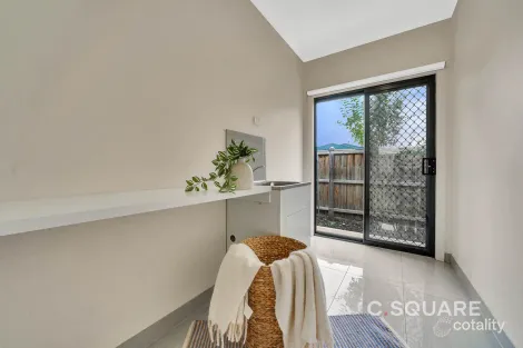 Property photo of 15 Amberfield Street Mickleham VIC 3064