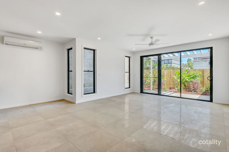 1/34 Denman St, Greenslopes, QLD 4120