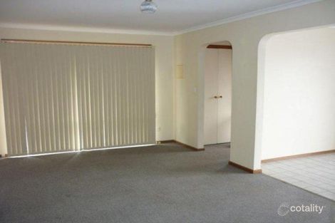 Property photo of 1/15 Southwell Close Endeavour Hills VIC 3802