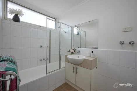 Property photo of 18/7-9 Irving Avenue Prahran VIC 3181