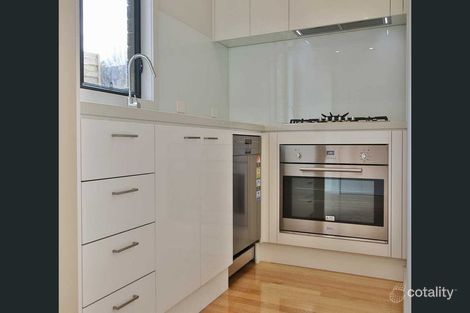 Property photo of 10 Dianella Street Doncaster VIC 3108