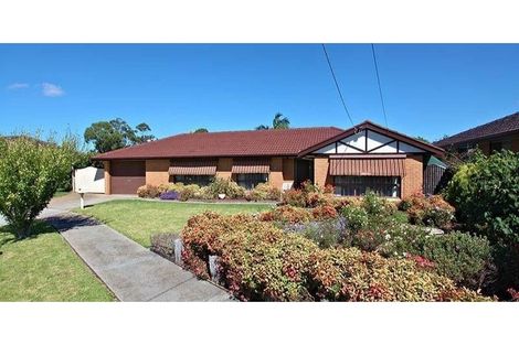 Property photo of 4 Cedar Close Deer Park VIC 3023