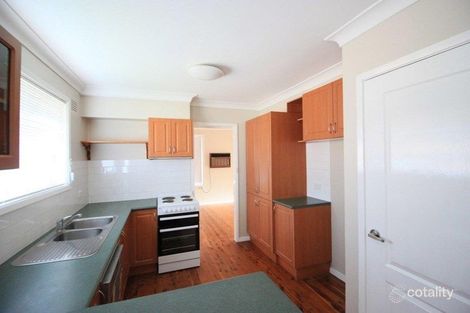 Property photo of 3 Holloway Street Tolland NSW 2650
