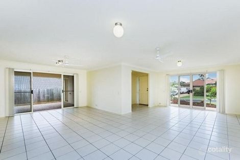 Property photo of 71 Kirri Avenue Petrie QLD 4502