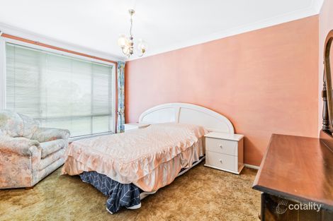 Property photo of 9 Neal Place Minto NSW 2566
