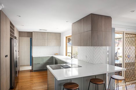 Property photo of 4 Harris Place West Hoxton NSW 2171