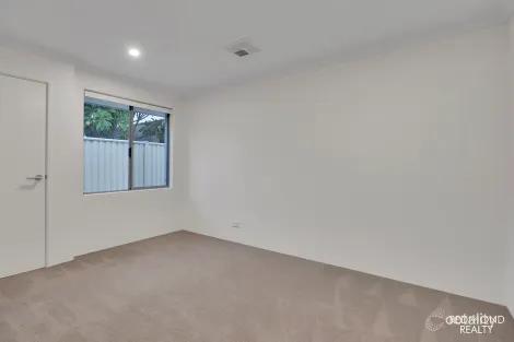 Property photo of 6 Huxleys Trail Burns Beach WA 6028