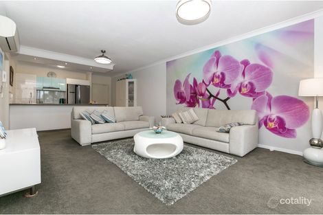 Property photo of 2/2 Tallebudgera Drive Palm Beach QLD 4221