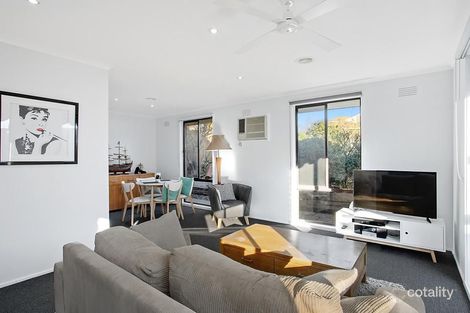 Property photo of 41 Birkenhead Drive Grovedale VIC 3216